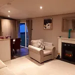 M78 2 Bedroom, 4 Berth Luxury Mini Lodge